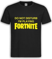 Zwart T shirt met Gele Tekst "do not disturb i'm playing Fortnite " ronde hals / Size XL