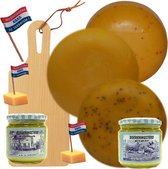 deSwaanKado / Kerstpakket Mosterd bij de Kaas - Boerenkaasjes (van weidemelk) met mosterds & kaasplankje