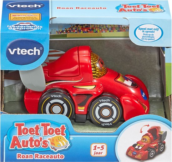 Rode raceauto speelgoed in verpakking. Bevat de tekst "Roan Raceauto" en "Toet Toet Auto's". Leeftijd 1-5 jaar.