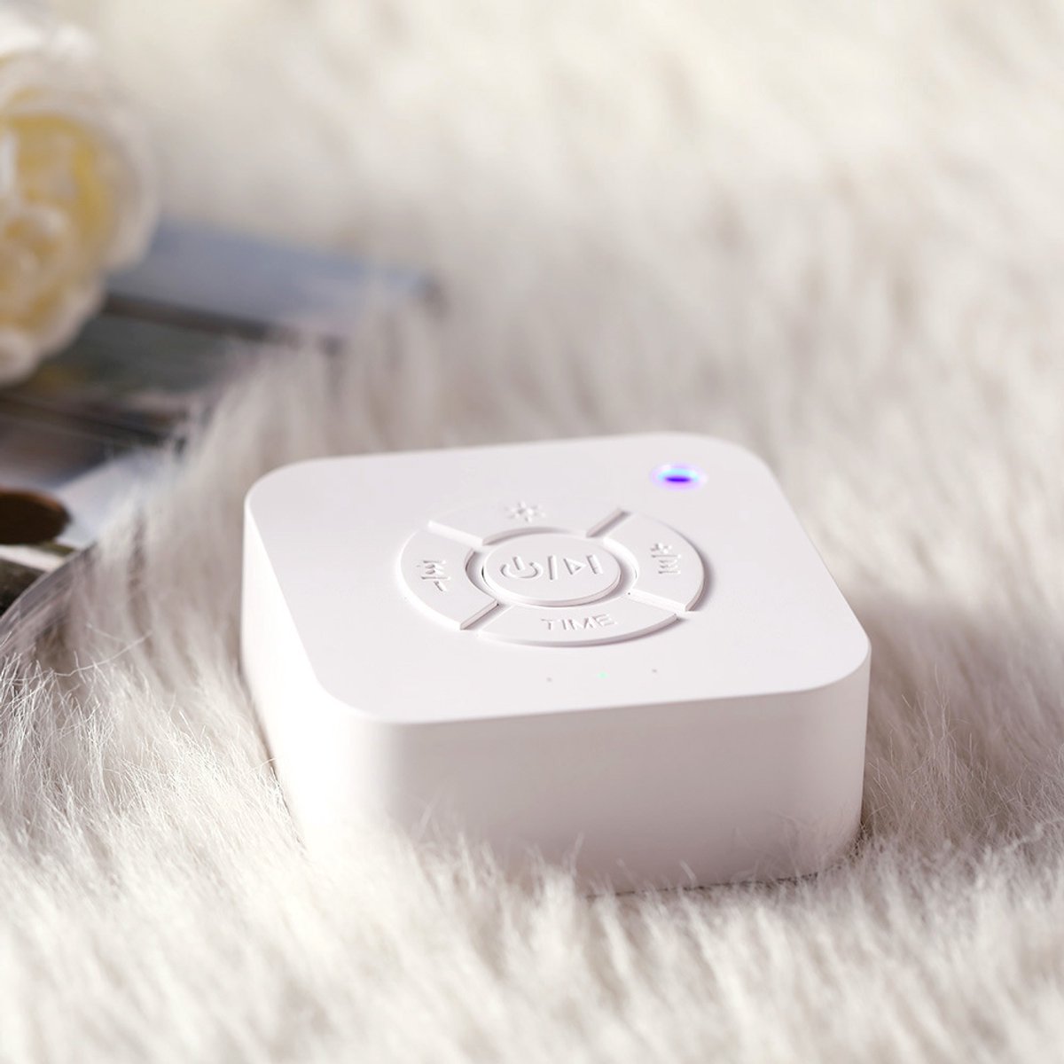 USB-oplaadbaar apparaat voor witte ruis om te ontspannen