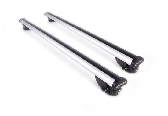 Deux barres de toit Farad en aluminium avec embouts noirs.