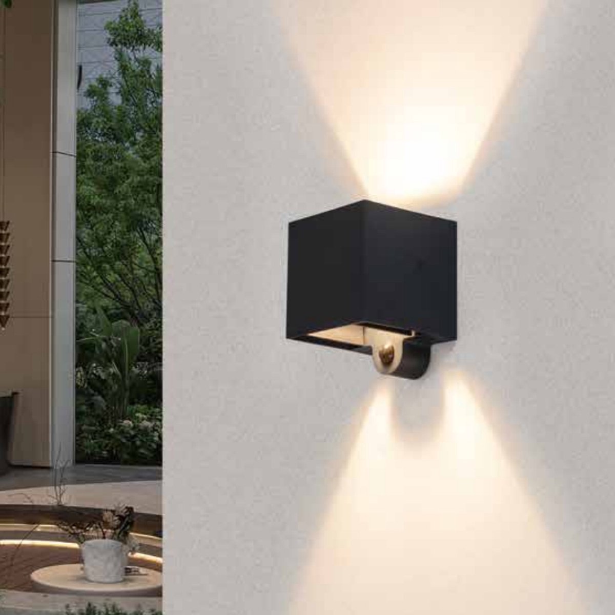 Luxe oplaadbare wandlamp op accu – Bamled LED kubus – Uplight & Downlight – Inclusief USB en lichtbron