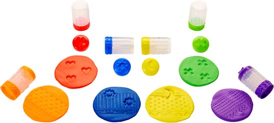 Kleisoorten met vormen: harten, sterren, manen, bloemen, ruiten en tandwielen. Inclusief rolletjes en stempels.