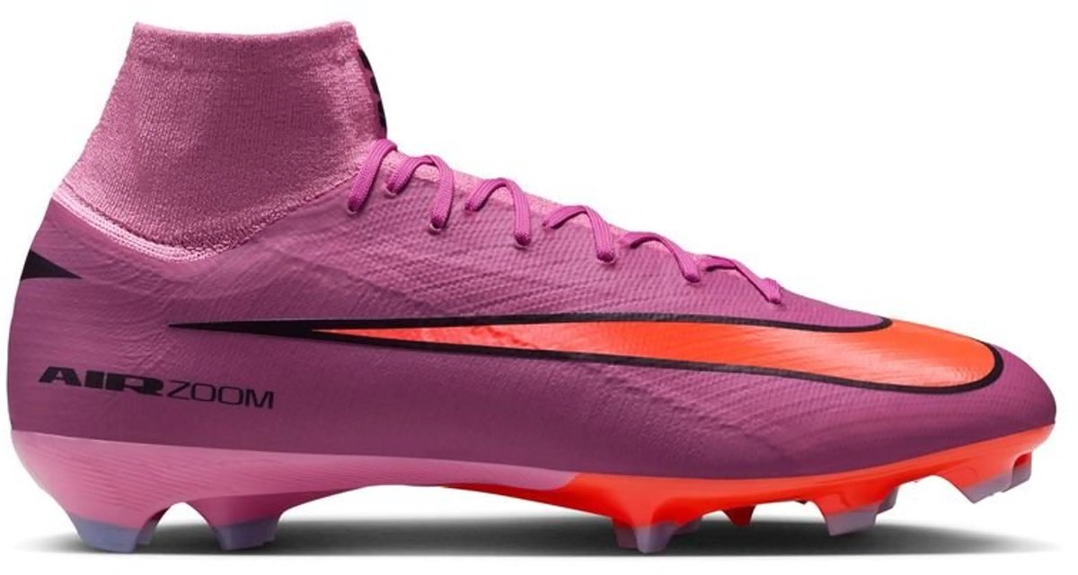 Nike Mercurial Zoom Superfly 10 PRO FG, roze met oranje details, ontworpen voor snelheid en optimale grip op het veld.