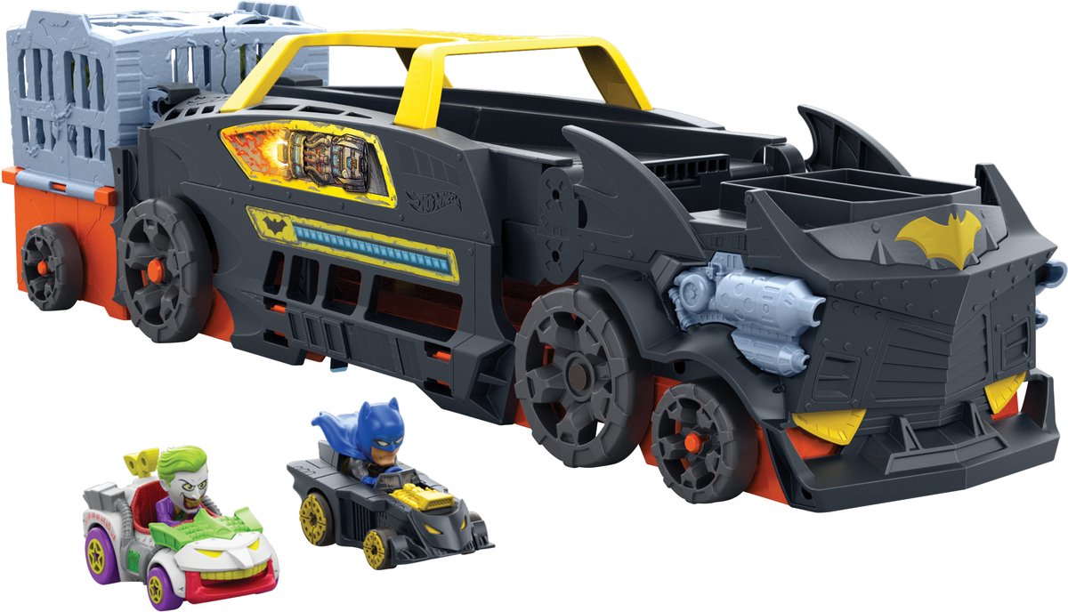 Hot Wheels Racer Verse Batman Trackset