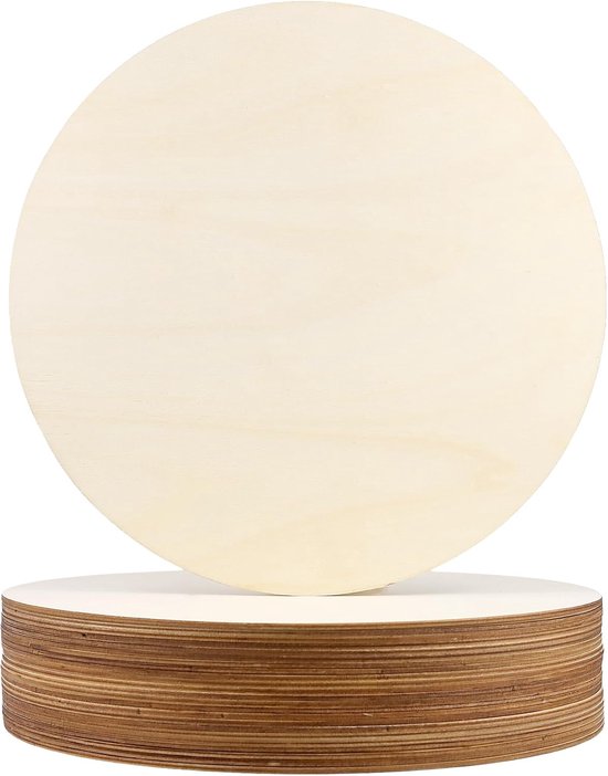Houten Gereedschap Op Keukentafel. Ronde Houten Platen Met Houten Lepel Een Groene Plant. Het