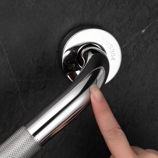 Gedetailleerde close-up van een RVS 304 handgreep met knurled grip en bevestiging.
