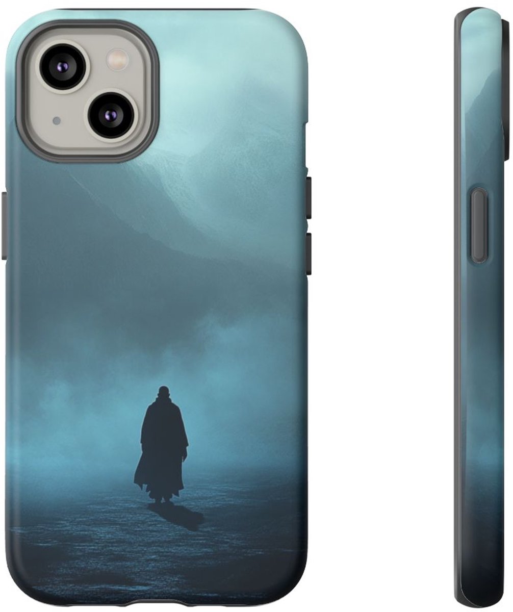 Schimmige Gestalte in Nevel – Telefoonhoesje Geschikt voor iPhone 14
