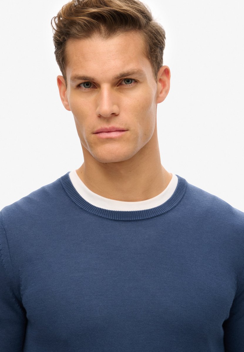 Superdry Essentials lichtgewicht gebreid sweatshirt met ronde hals Heren Sweaters Blauw
