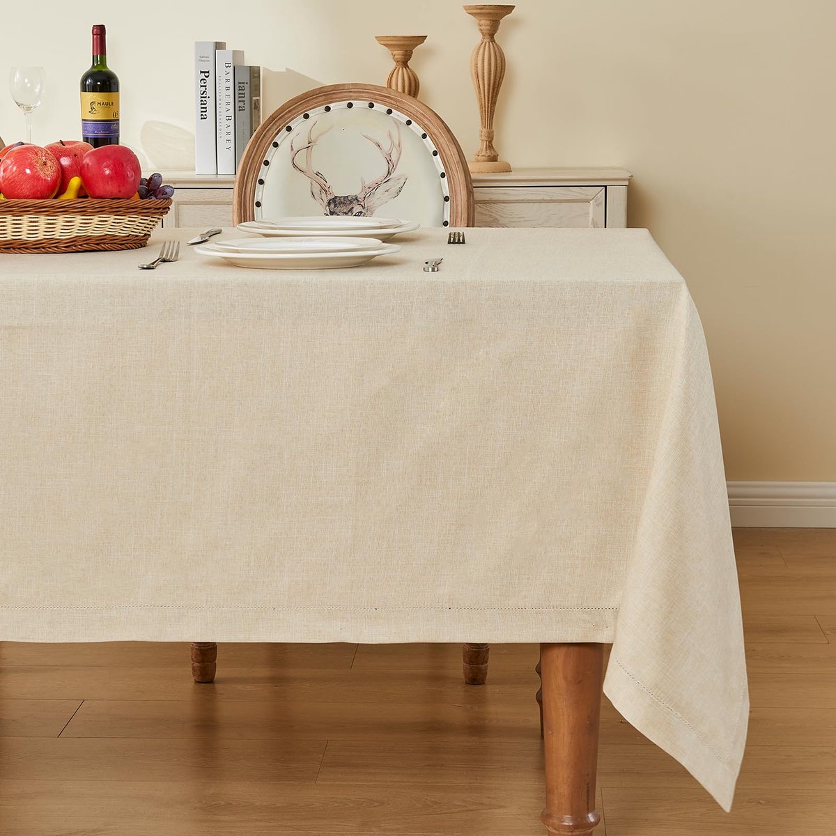 Azomor® Elegant beige linnen tafelkleed met handgestanst ontwerp voor grote tafels