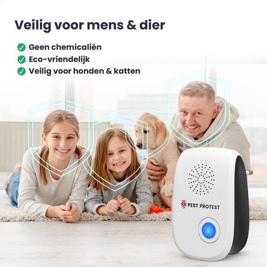 Een gezin met een hondje ligt op de grond, met een Pest Protest ongediertebestrijder op de voorgrond. Veilig voor mens & dier.