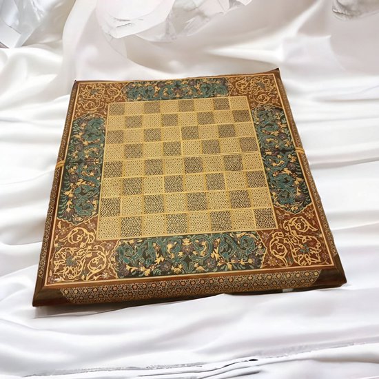Thumbnail van een extra afbeelding van het spel HANDCRAFTED Perzisch Backgammon l Schaakbord | 50 x 50 cm - Met Backgammon stukken en Koffer