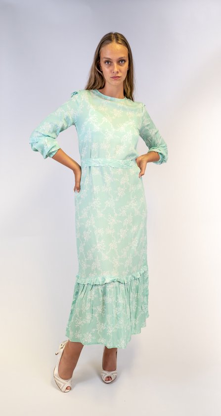 Mintgroen jurk S Boost je stijl met een adembenemende mintgroene jurk: maak een statement en straal als nooit tevoren!