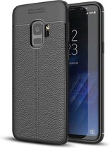 Cadorabo Hoesje geschikt voor Samsung Galaxy S9 in Diep Zwart - Beschermhoes gemaakt van TPU siliconen met edel kunstleder applicatie Case Cover Etui