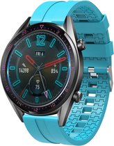 Strap-it Smartwatch bandje 20mm - siliconen stripe horlogeband geschikt voor Polar Ignite / Ignite 2 / Unite / Pacer - Amazfit GTS / Bip / GTR 42mm - Huawei Watch GT 2 42mm / GT 3 42mm / GT 3 Pro 43mm - lichtblauw