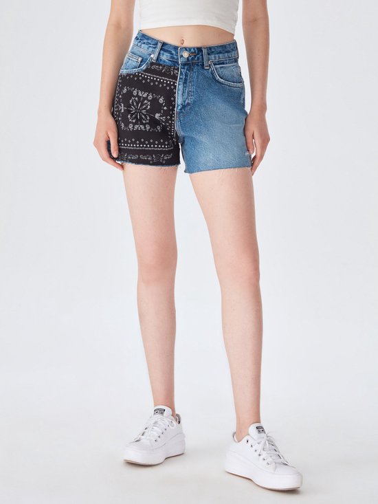 34 sales short jeans