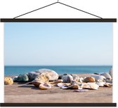 Porte-affiche avec affiche - Affiche scolaire - Coquillages - Plage - Mer - Été - Soleil - 150x113 cm - Lattes noires
