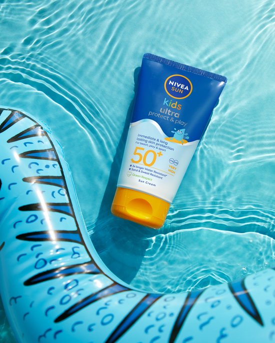 NIVEA SUN Kids Ultra Zonnebrand SPF50 Kinderen - SPF 50+ - Zeer waterproof - Zonnecreme voor Gezicht en Lichaam - 150 ml