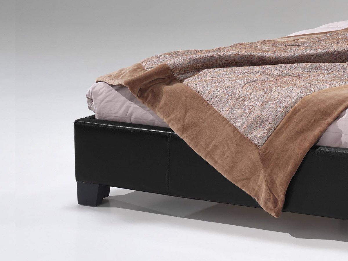 Bed 'Roma' 160x200 + Lattenbodem - PU Zwart