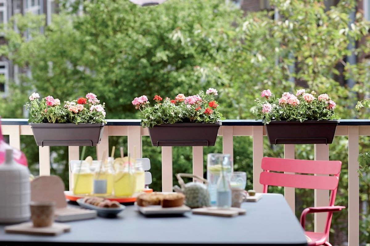 Elho Barcelona Balcony Planter 70 - For Outdoor Balconies