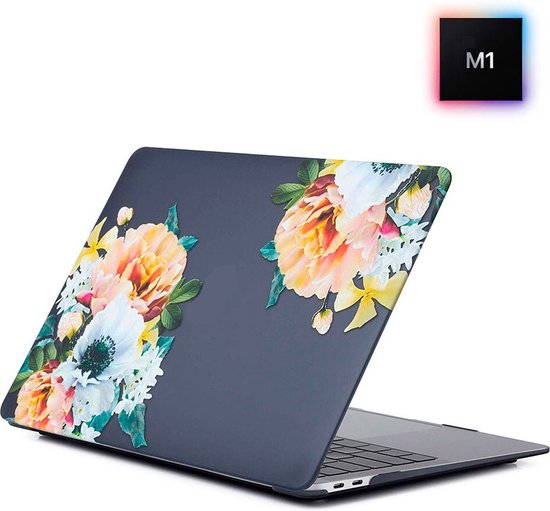 Coque de MacBook gris foncé avec un grand imprimé floral de fleurs orange, blanches et roses. Logo M1 en haut à droite.