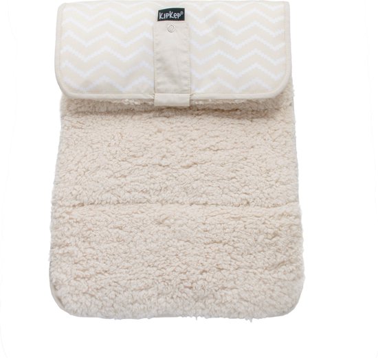 KipKep Napper Verschoningsmatje met teddy - Sandy Wig - verschoonmatje - rPET - wasbaar - gecoat - zandkleur beige