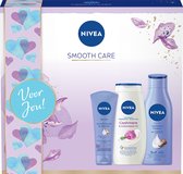NIVEA Smooth Care Geschenkset Vrouwen - Cadeautje - Giftset met Body Milk, Douchegel en Handcreme