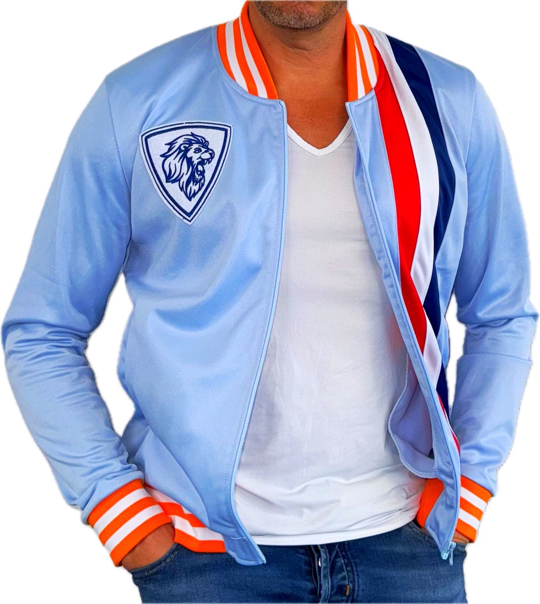 WK Jack - Nederlands Elftal - WK 2026 - Oranje Kleding - Retro - Slim fit - Trainingsjas - Unisex Dames en Heren - Perfect bij je Oranje Shirt - Maat L