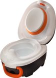 Een open porta-potje met een pinguïn-ontwerp. De binnenkant is wit met oranje accenten.