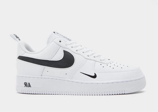 Nike Air Force 1 LV8, FV1320-100, taille EU42.5/US9