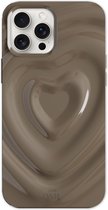 xoxo Wildhearts Biggest Love Brown telefoonhoesje - Geschikt voor iPhone 12 Pro Max - Heart case - Hoesje met hartjes patroon - Case met hart - telefoonhoesje met camera bumper - Bruin