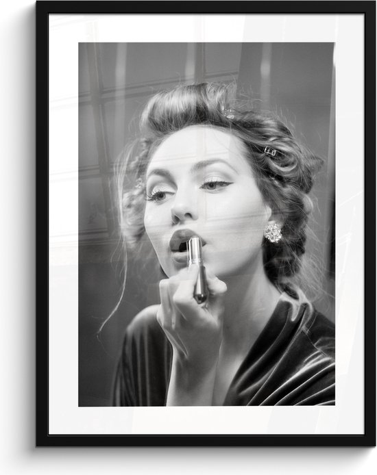 Fotolijst inclusief poster 60x80 cm - Vrouw portret make up - Foto in lijst zwart wit - Muurdecoratie slaapkamer vintage - Houten lijsten fotohouder - Posters in kaders - Wissellijst bed decoratie - Fotokaders - Photo frame