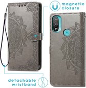 iMoshion Hoesje Geschikt voor Motorola Moto E20 Hoesje Met Pasjeshouder - iMoshion Mandala Bookcase - Grijs