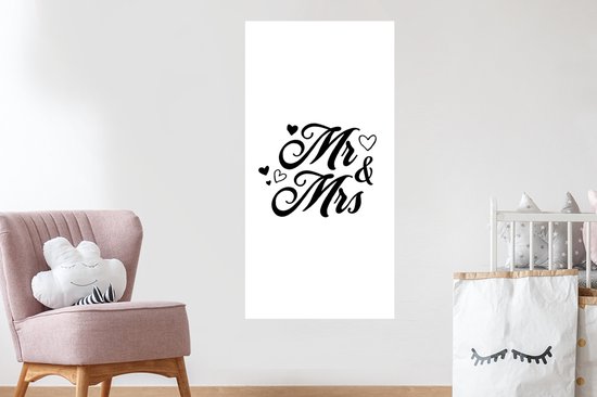 Muurstickers - Sticker Folie - Spreuken - 'Mr & Mrs' - Hart - Quotes - 60x120 cm - Plakfolie - Muurstickers Kinderkamer - Zelfklevend Behang - Zelfklevend behangpapier - Stickerfolie