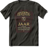 70 Jaar Legendarisch Gerijpt T-Shirt | Bordeauxrood - Ivoor | Grappig Verjaardag Cadeau | Dames - Heren | - Donker Grijs - M