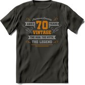70 Jaar Legend T-Shirt | Goud - Zilver | Grappig Verjaardag Cadeau | Dames - Heren | - Donker Grijs - S