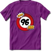 96 Jaar Hoera Verkeersbord T-Shirt | Grappig Verjaardag Cadeau | Dames - Heren | - Paars - XXL