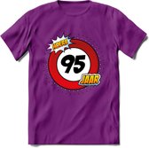 95 Jaar Hoera Verkeersbord T-Shirt | Grappig Verjaardag Cadeau | Dames - Heren | - Paars - L