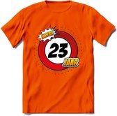 23 Jaar Hoera Verkeersbord T-Shirt | Grappig Verjaardag Cadeau | Dames - Heren | - Oranje - 3XL
