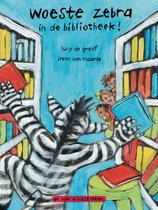 Woeste zebra in de bibliotheek