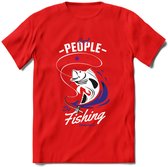 Cool People Do Fishing - Vissen T-Shirt | Donker Blauw | Grappig Verjaardag Vis Hobby Cadeau Shirt | Dames - Heren - Unisex | Tshirt Hengelsport Kleding Kado - Rood - S