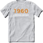 1960 Limited Edition T-Shirt | Goud - Zilver | Grappig Verjaardag en Feest Cadeau Shirt | Dames - Heren - Unisex | Tshirt Kleding Kado | - Licht Grijs - Gemaleerd - S