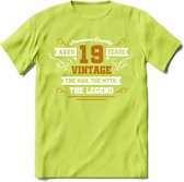 19 Jaar Legend T-Shirt | Goud - Wit | Grappig Verjaardag en Feest Cadeau Shirt | Dames - Heren - Unisex | Tshirt Kleding Kado | - Groen - S