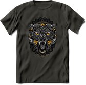 Wolf - Dieren Mandala T-Shirt | Geel | Grappig Verjaardag Zentangle Dierenkop Cadeau Shirt | Dames - Heren - Unisex | Wildlife Tshirt Kleding Kado | - Donker Grijs - 3XL