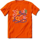 Spread Love | Pride T-Shirt | Grappig LHBTIQ+ / LGBTQ / Gay / Homo / Lesbi Cadeau Shirt | Dames - Heren - Unisex | Tshirt Kleding Kado | - Oranje - XXL