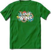 Love Wins | Pride T-Shirt | Grappig LHBTIQ+ / LGBTQ / Gay / Homo / Lesbi Cadeau Shirt | Dames - Heren - Unisex | Tshirt Kleding Kado | - Donker Groen - XL
