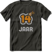 14 Jaar Feest T-Shirt | Goud - Zilver | Grappig Verjaardag Cadeau Shirt | Dames - Heren - Unisex | Tshirt Kleding Kado | - Donker Grijs - XL