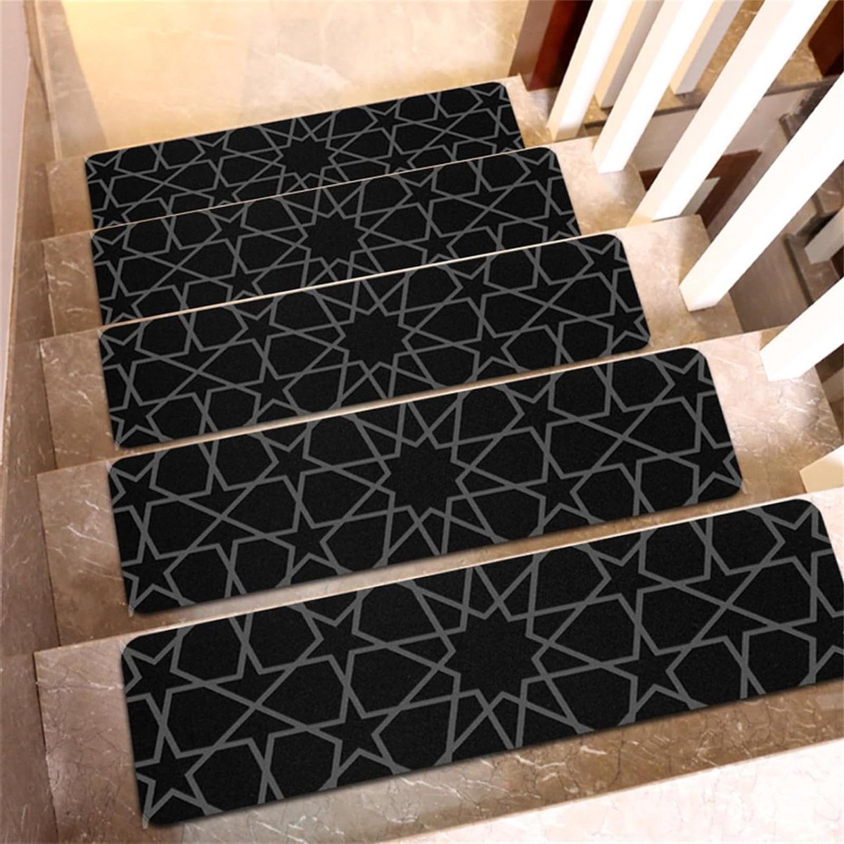 Antislip Trapmatten - Trapkussens Vloerbedekking - Veilig Lopen - Drielaags Ontwerp - 20 x 76 cm - Zwart