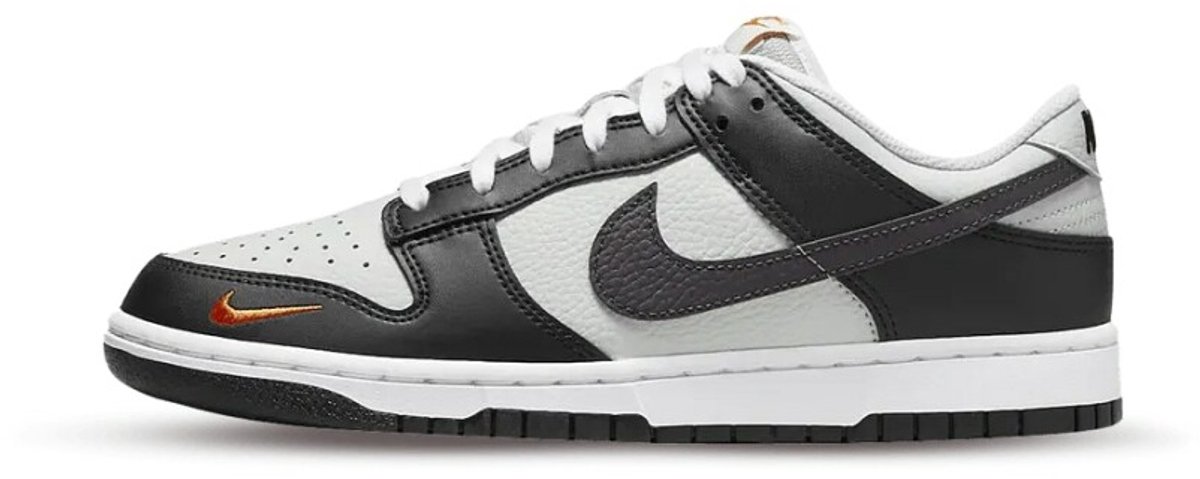 Nike Dunk Low Total Mini Swoosh Zwart
