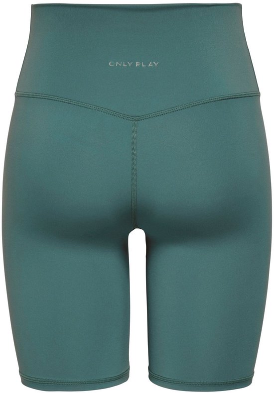 Donkergroene fietsbroek van Only Play met V-vormige naad aan de achterkant en logo op de tailleband.